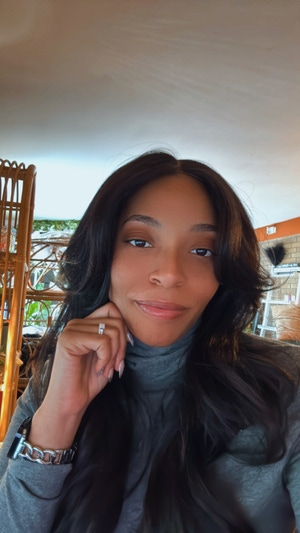 Naomi 